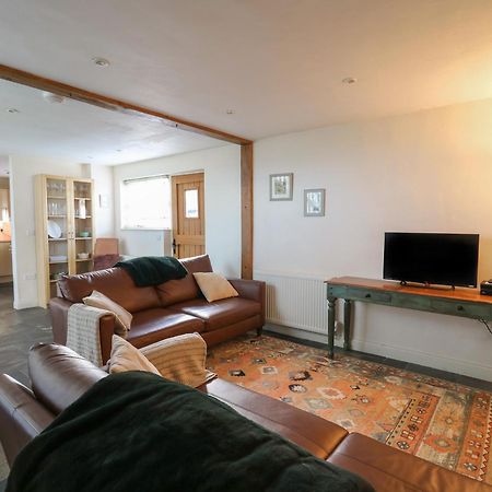 Caely Villa Llandrindod Wells Eksteriør bilde